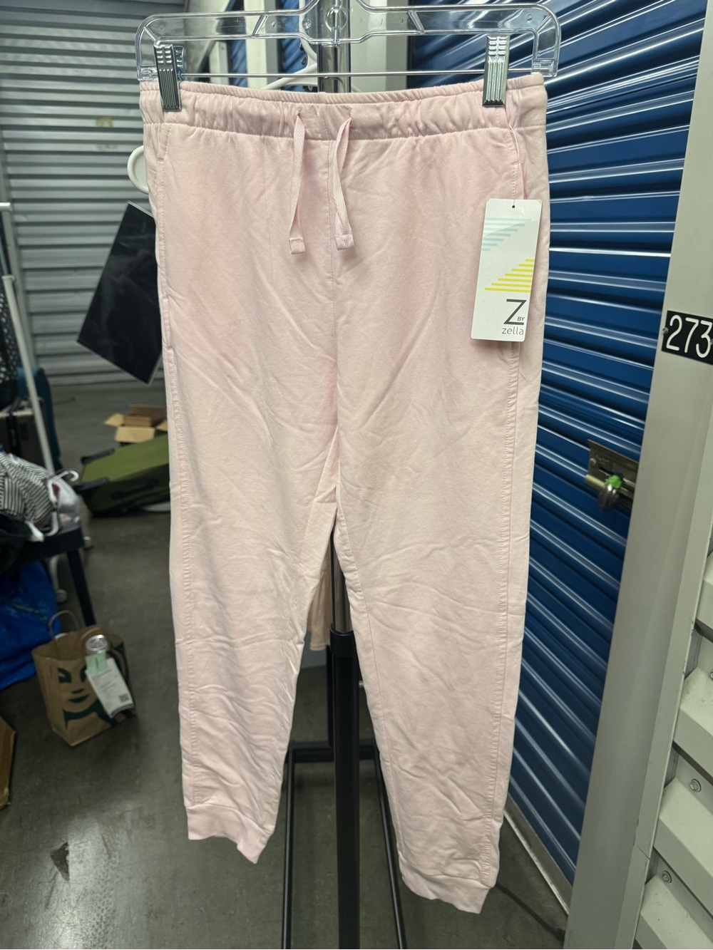 NWT Girls 14/16 lightweight joggers.